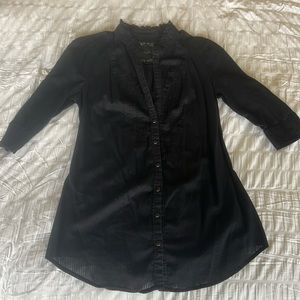 Guess black buttoned down shirt